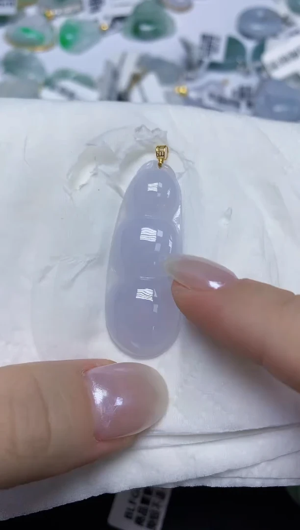 翡翠18K金镶嵌颈饰天然缅甸翡翠A货