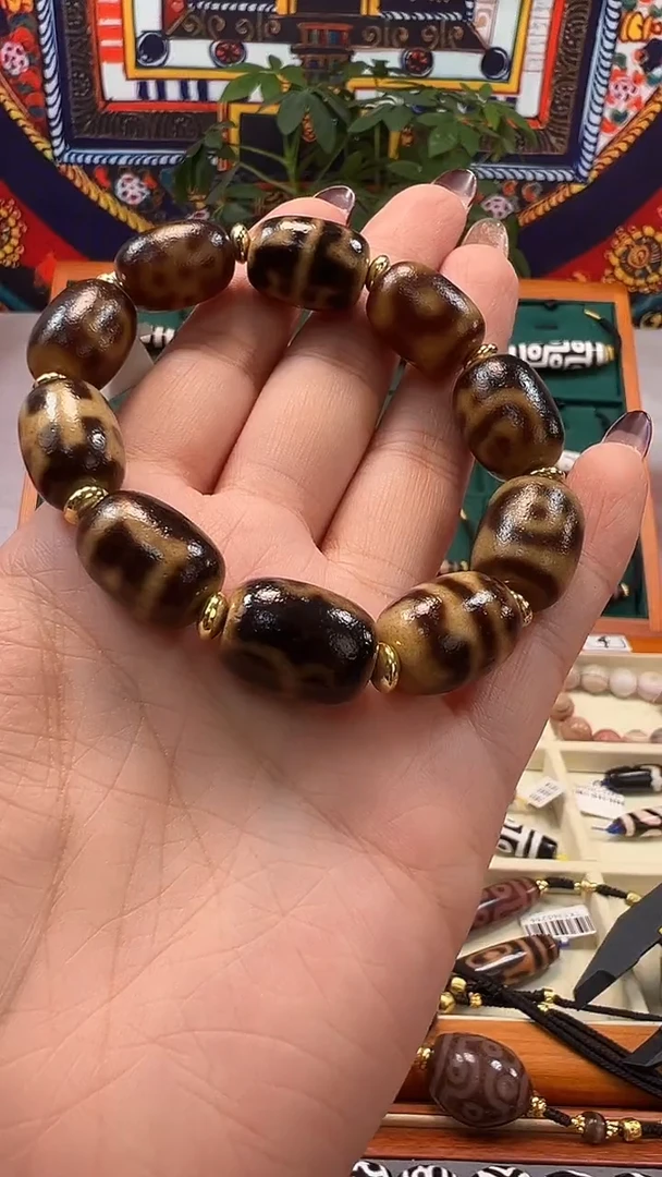 玛瑙/玉髓（覆膜）颈饰合金7.（微瑕）