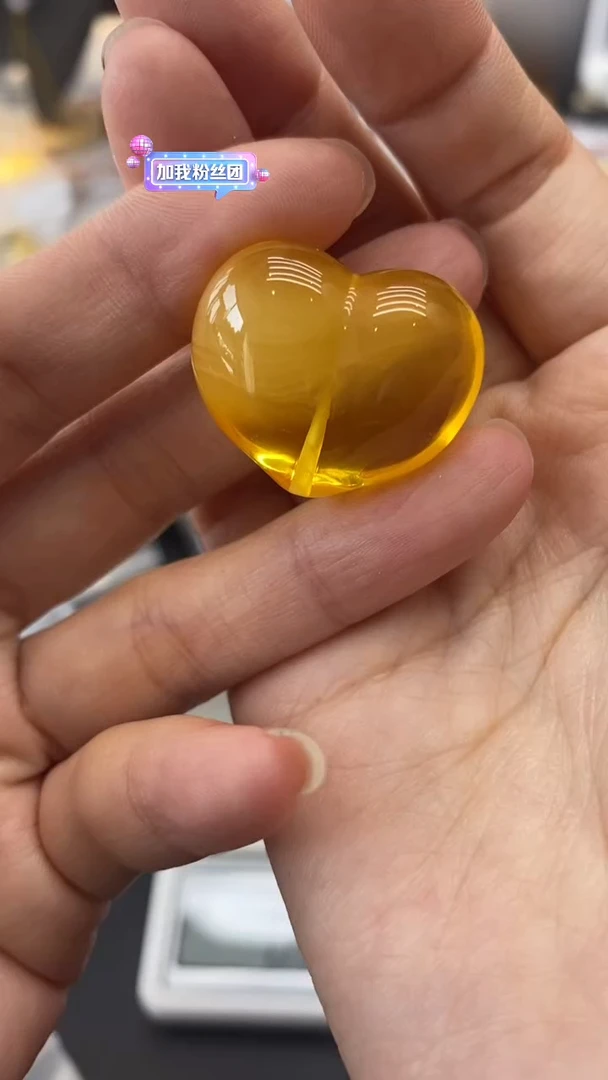 琥珀未镶嵌珠宝奇石385