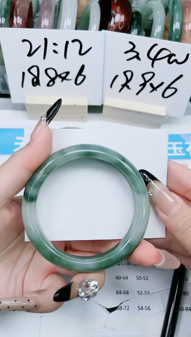 【闪购商品】石英质玉手镯未镶嵌327-60