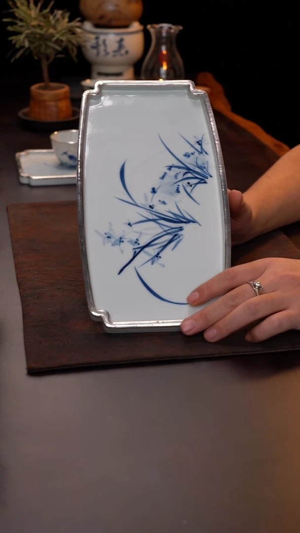 手绘兰花壶承包银口