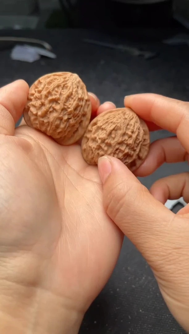 把件文玩核桃w235  金牛 38尺