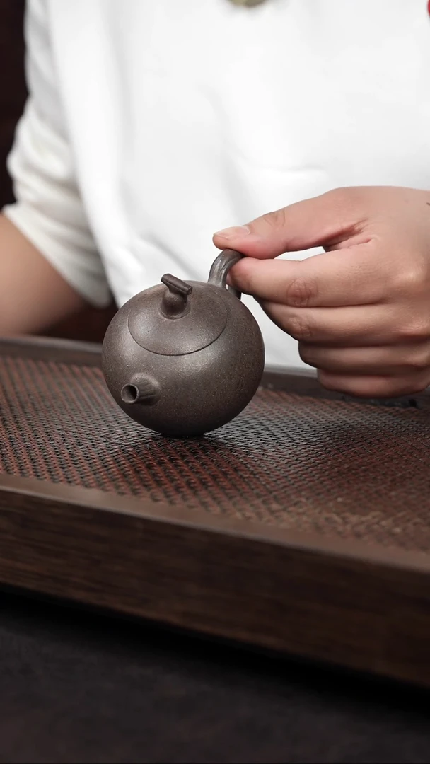 【闪购商品】紫砂茶壶岩中泥葫芦{手雷}