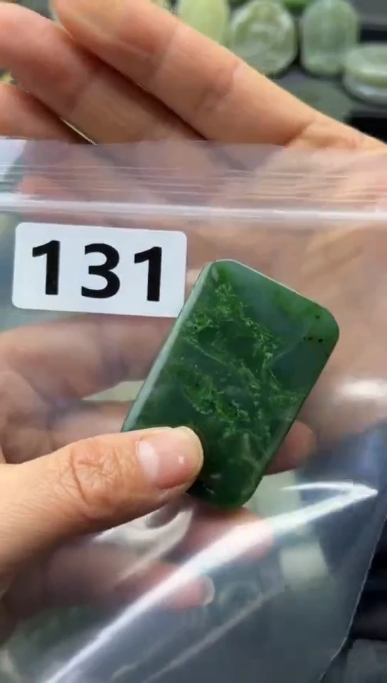 未镶嵌和田玉珠宝半成品牌子