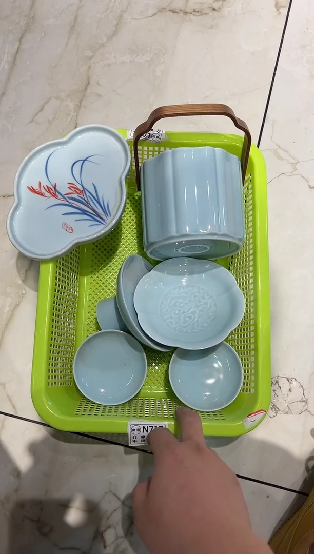 微瑕商品，介意勿拍-套组