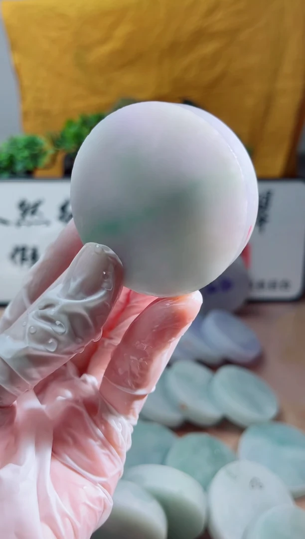 未镶嵌挂件翡翠A货砚曹670