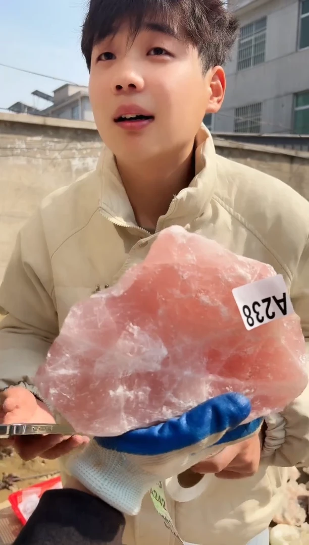 【闪购商品】水晶摆件未镶嵌粉水晶 238