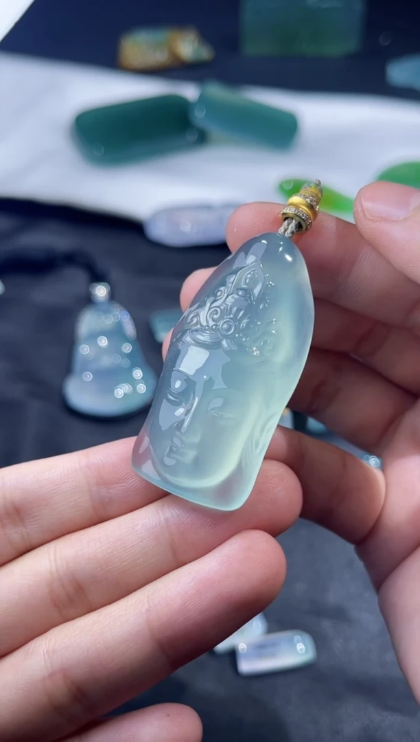 颈饰未镶嵌翡翠佳佳翡翠佛首45.5w