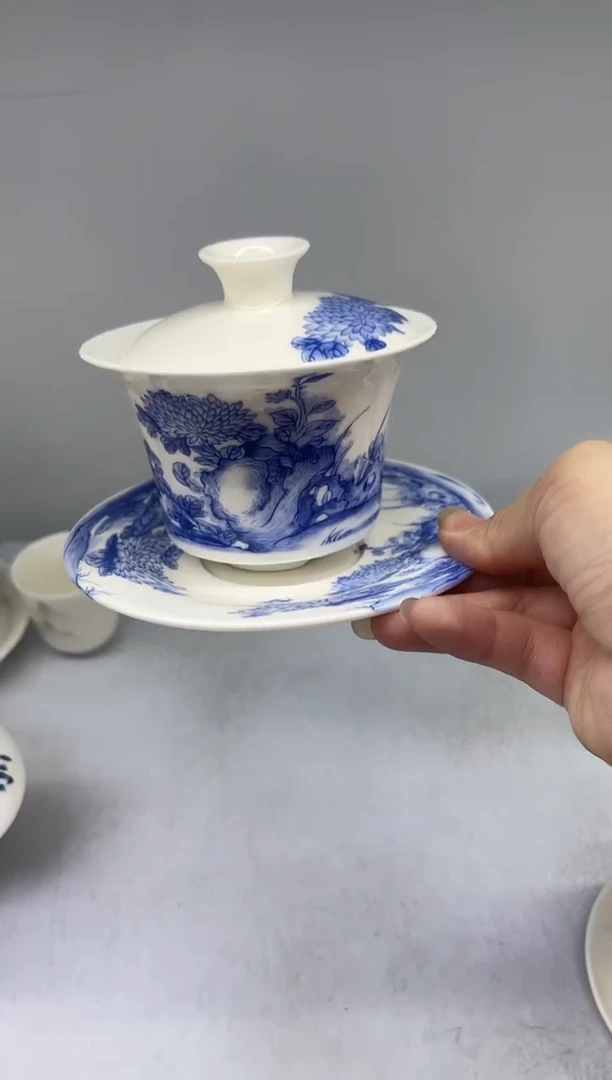 中号蝶恋花悬停盖碗