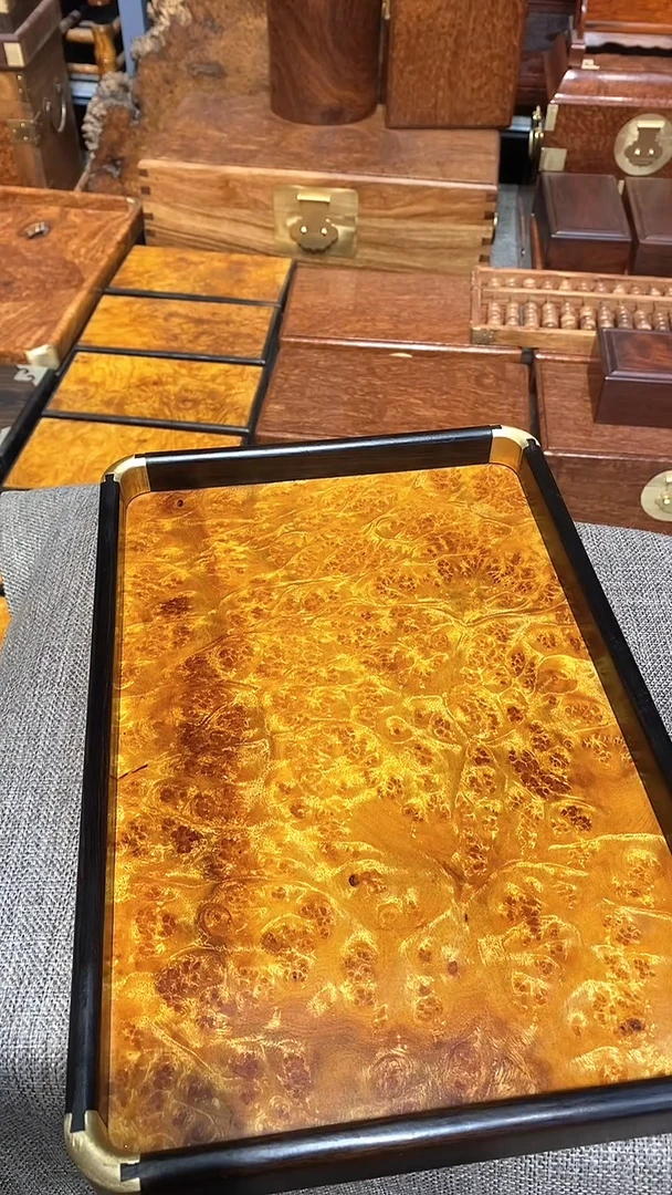 香樟木黄金樟茶盘一个