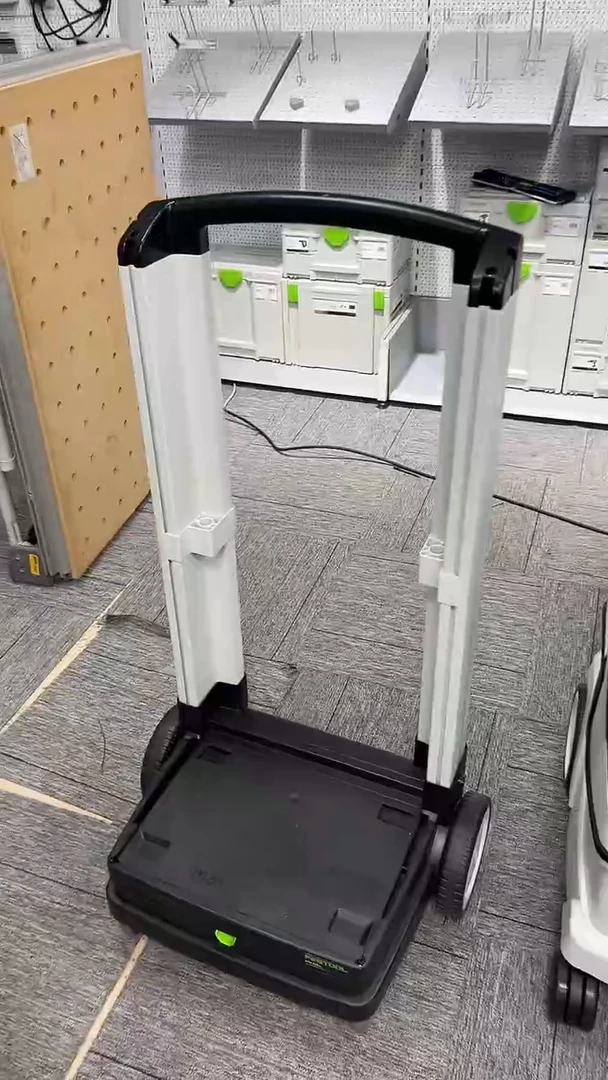 费斯托拉杆车展示品