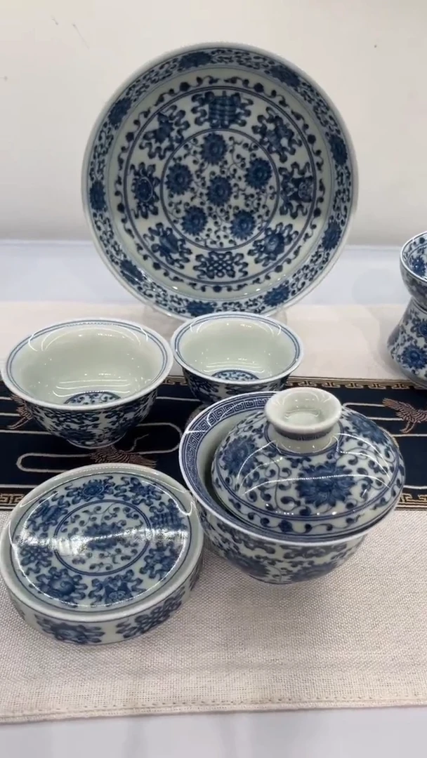 荣*莲拖八宝五件套。