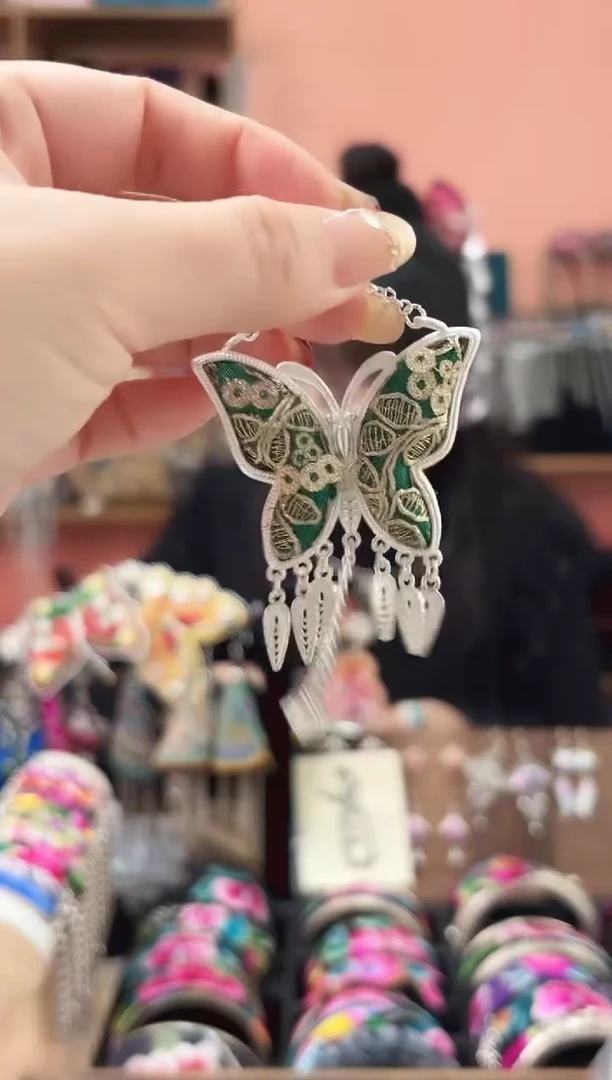 织绣艺枝独绣手工饰品40