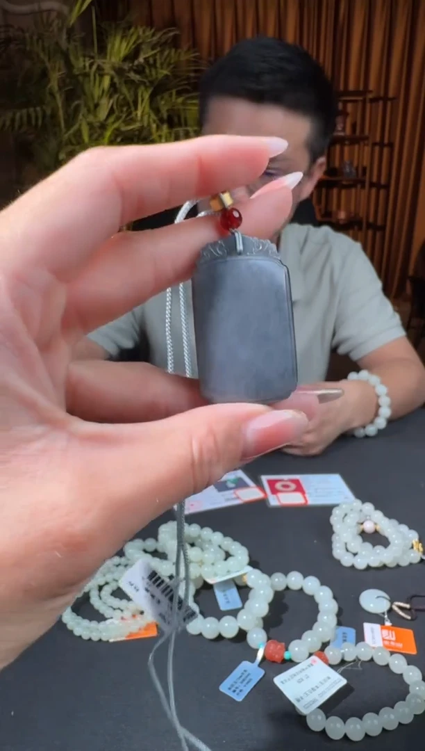 和田玉未镶嵌颈饰133玉出东山5.29多样性拍一发一