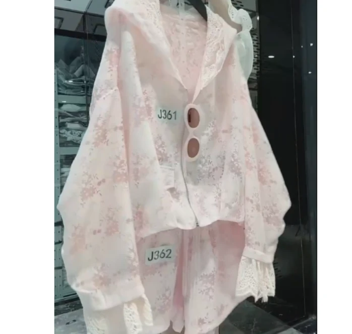 2025春季新款网红同款洋气减龄爆款设计感蕾丝套装XKAK