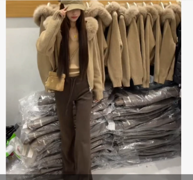 2025冬季时尚潮流百搭精品女装乖UXUO2A