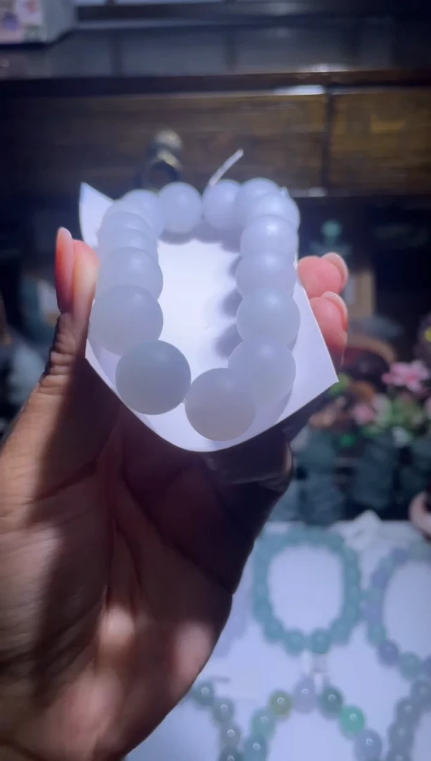 定制翡翠未镶嵌天然缅甸A货翡翠2