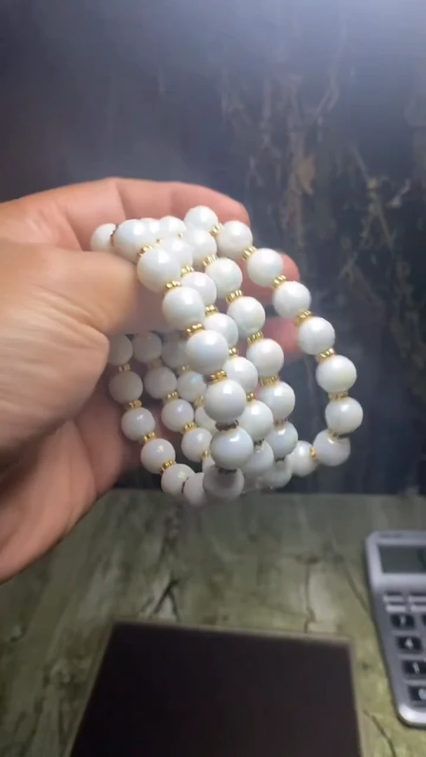 2317    精美手串