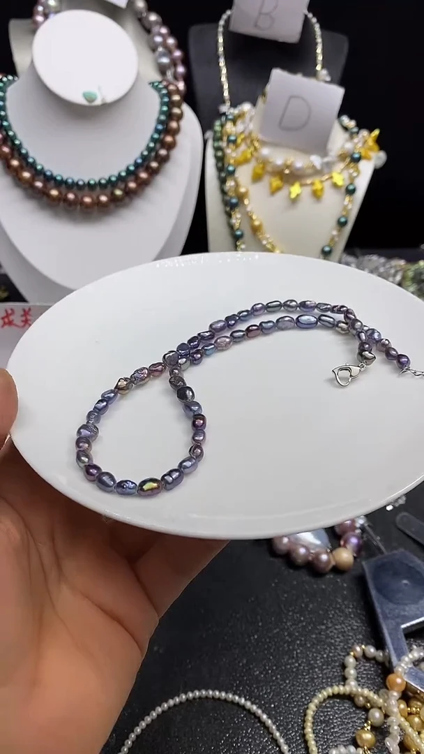 未镶嵌淡水珍珠耳饰多人