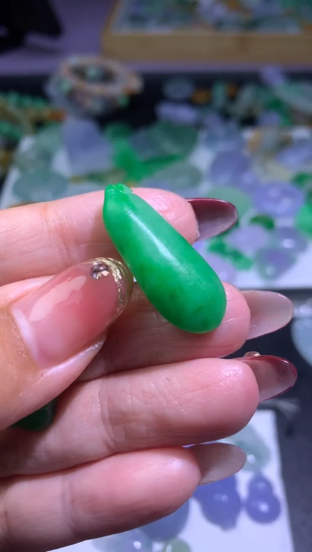 【闪购商品】定制翡翠未镶嵌毛货