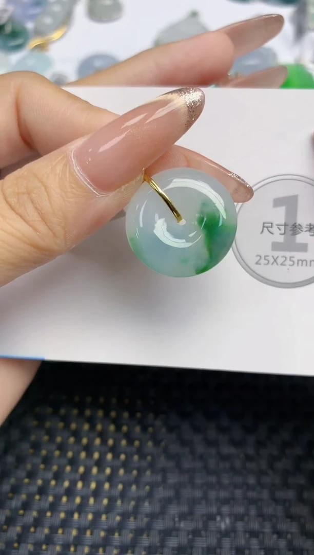 颈饰18K金镶嵌翡翠天然缅甸A货翡翠百元以上9元证书费自理