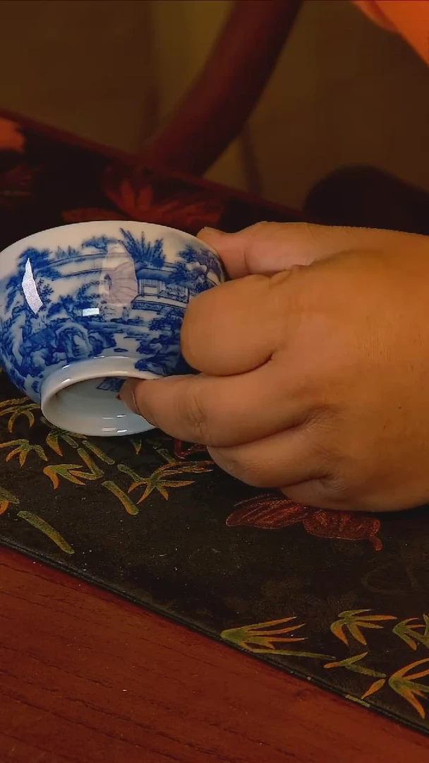 杯手工手绘杯杯很美丽