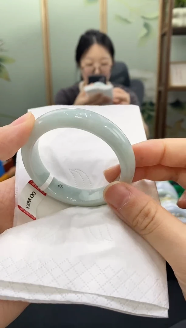 翡翠手镯未镶嵌00005055