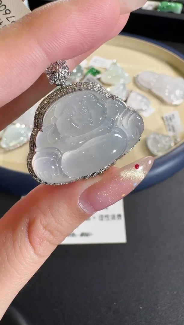 【闪购商品】翡翠吊坠(不含链)18K金镶嵌【源头工厂】钻石镶嵌
