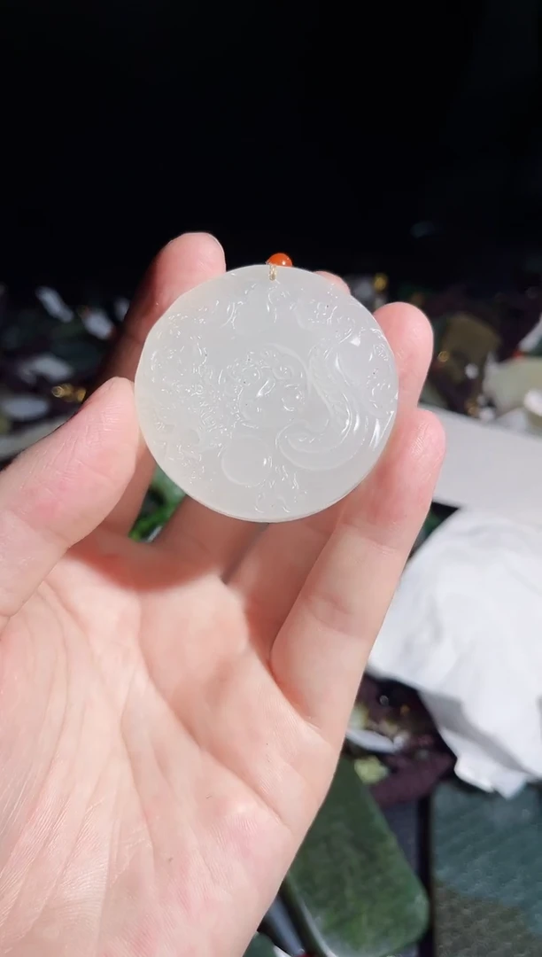 颈饰未镶嵌和田玉1