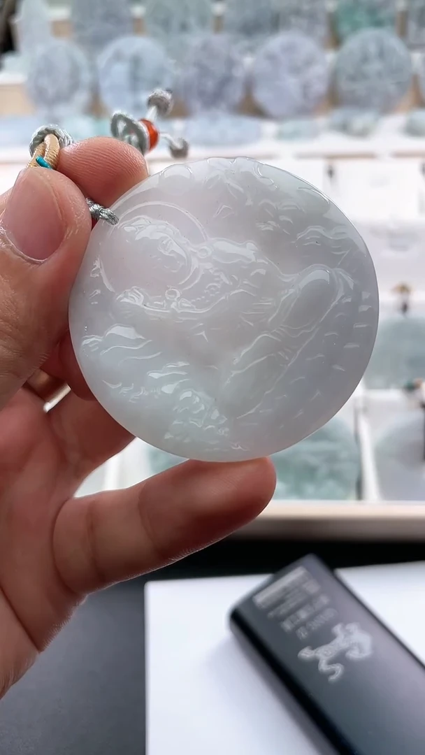 翡翠未镶嵌颈饰..../6/4/ 459