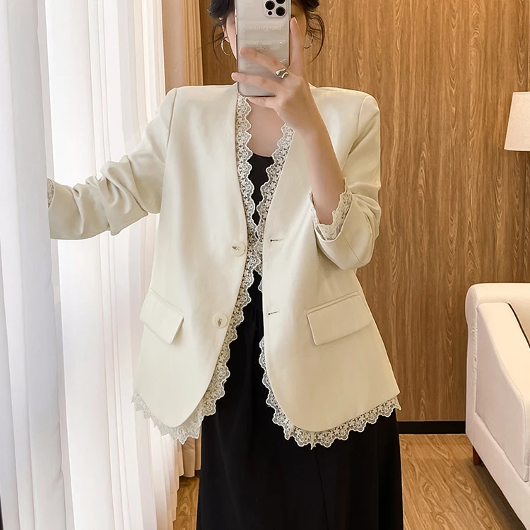 蕾丝拼接小香风西装外套女2025年春季新款韩系温柔风显瘦西装外套