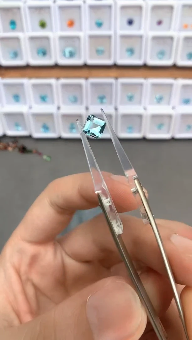 未镶嵌裸石定制海蓝宝石1.09ct  圣玛 03089