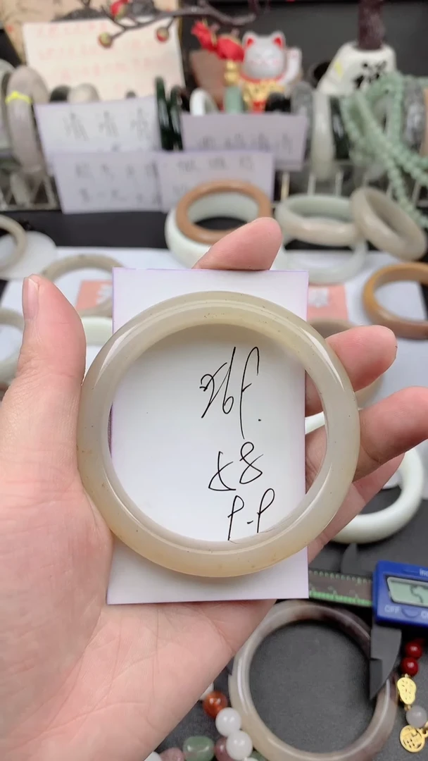 未镶嵌手镯石英质玉269