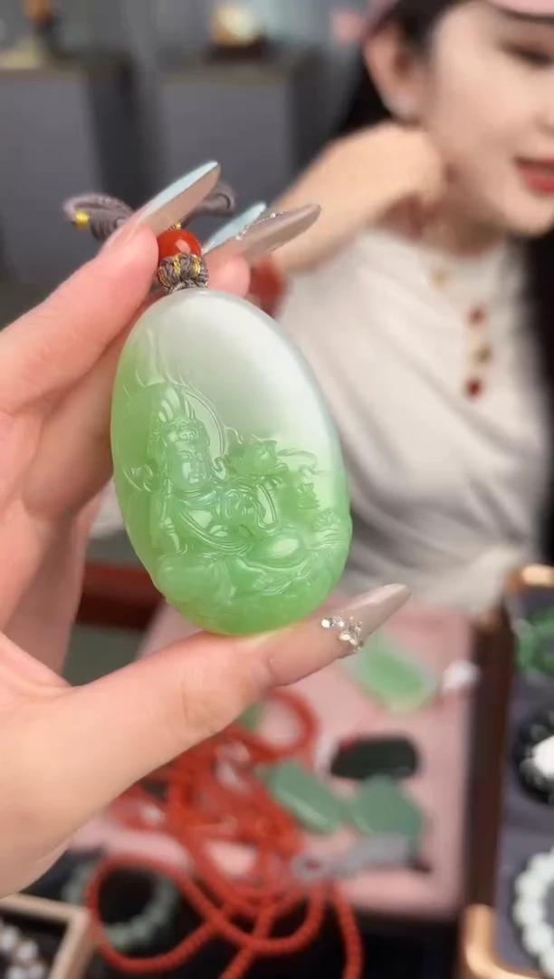 和田玉未镶嵌颈饰董小姐推荐 多样性发货 拍一发一