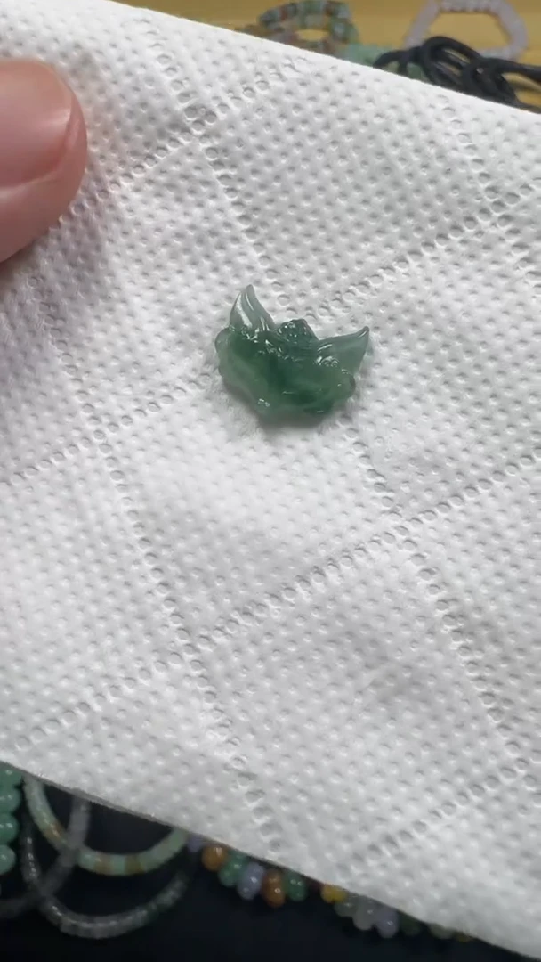 翡翠未镶嵌颈饰【闪购商品】 天然翡翠