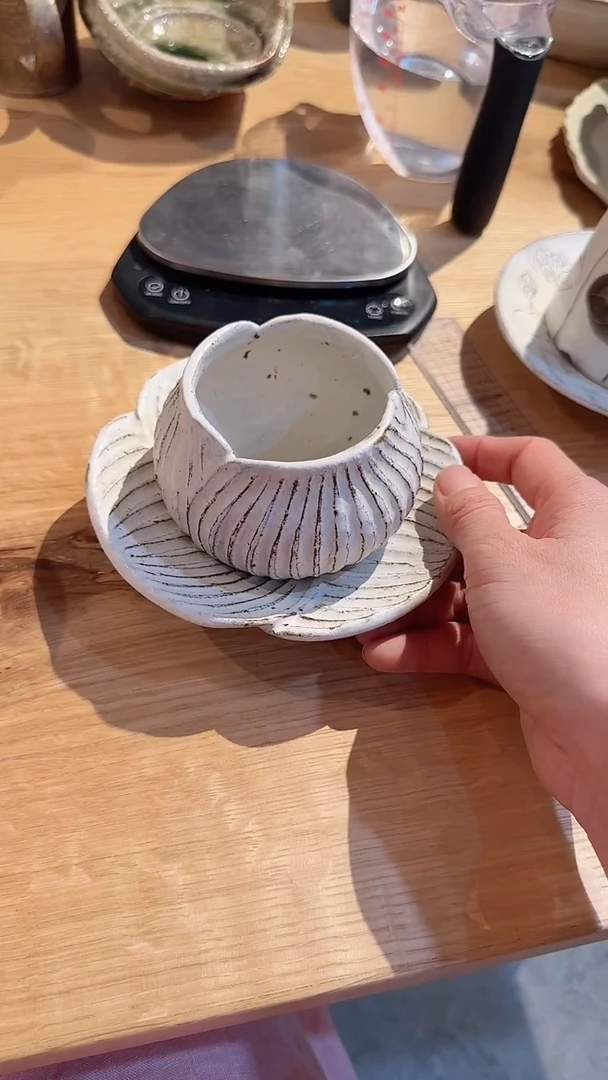 【闪购商品】杯直子手握*1套(杯1+盘1)