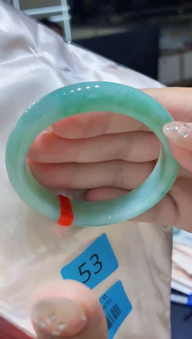 未镶嵌手镯翡翠翡翠手镯