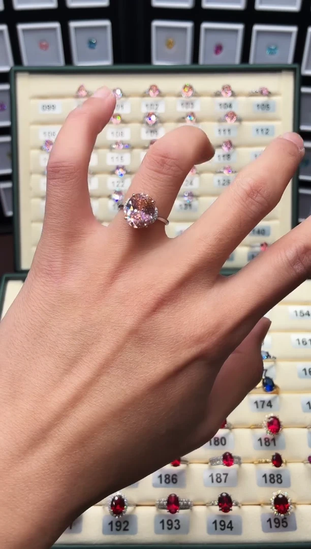 无925银轻奢守护之翼粉橙色女神戒