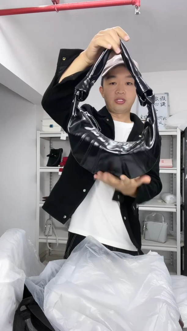 牛皮【尤尤轻奢女包】时尚百搭轻奢款式女包631