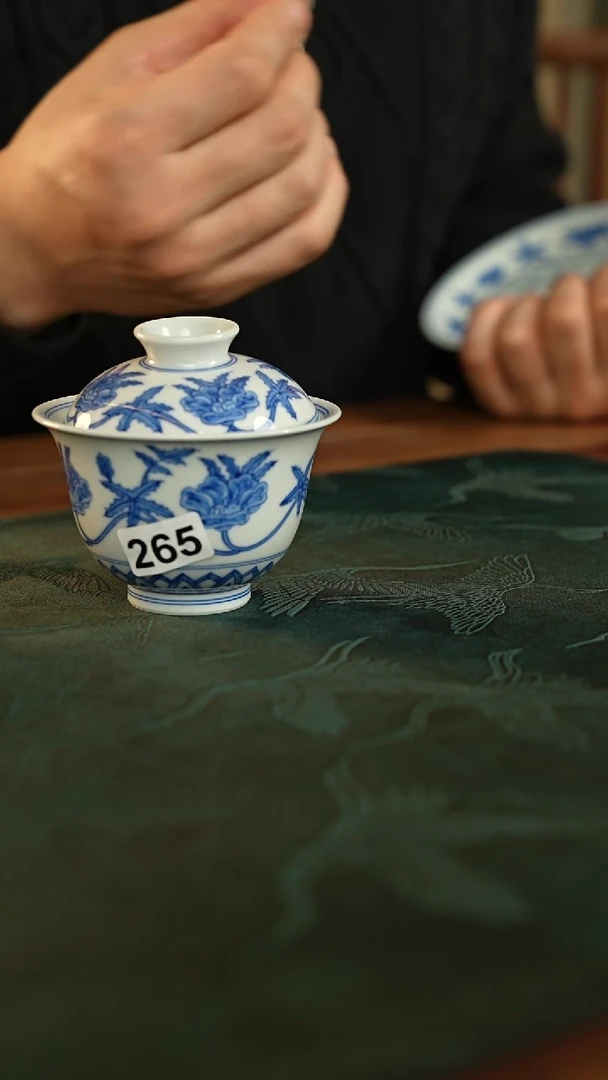 【闪购商品】见山见海见自己—秋葵盖碗