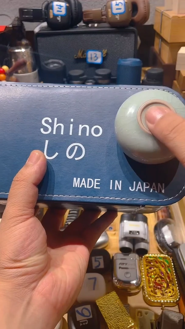 瓷片闪购商品 如图所示