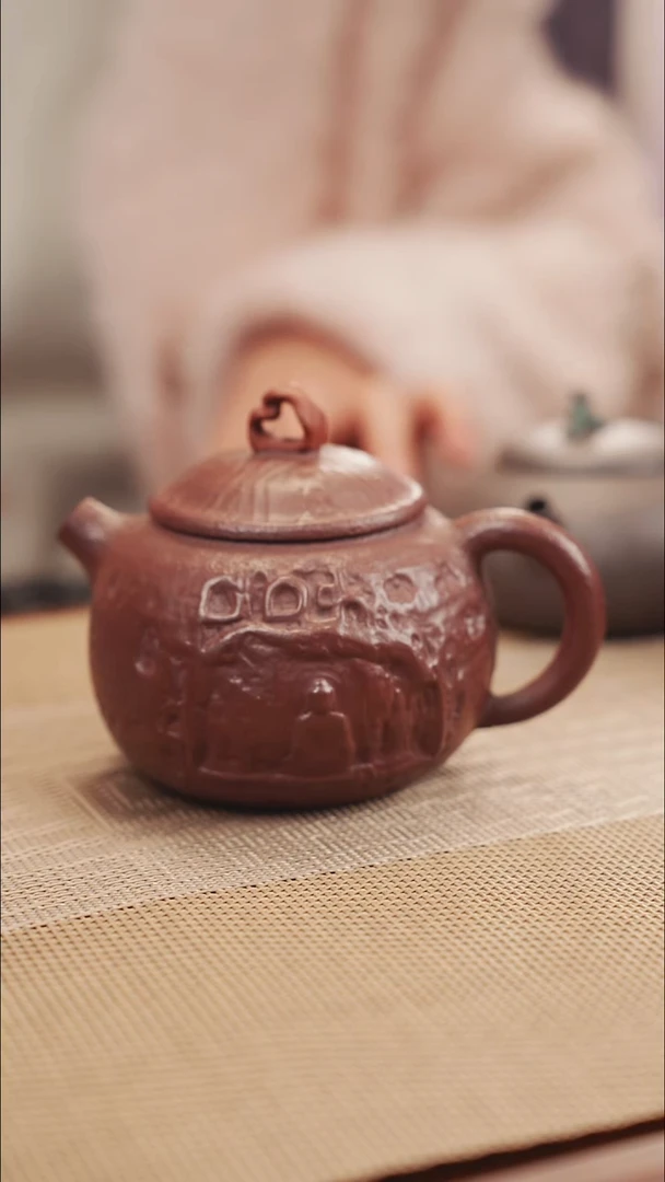 原矿龙门石窟紫砂壶50