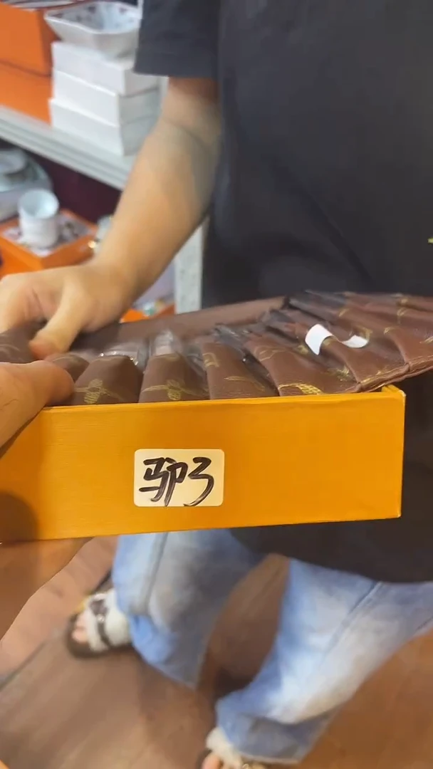 杯鸿辉家品牌瓷器，京东包邮！