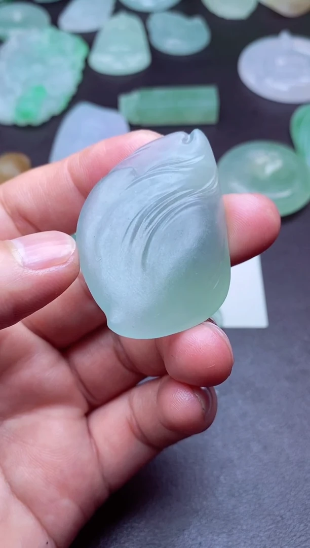 未镶嵌定制翡翠风****心a货翡翠