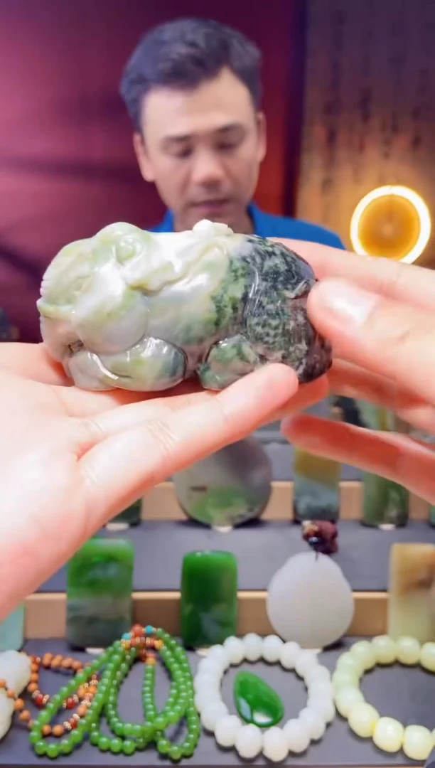 独山玉未镶嵌颈饰yc