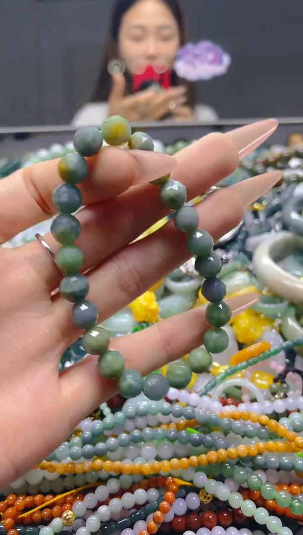 颈饰未镶嵌翡翠8MM