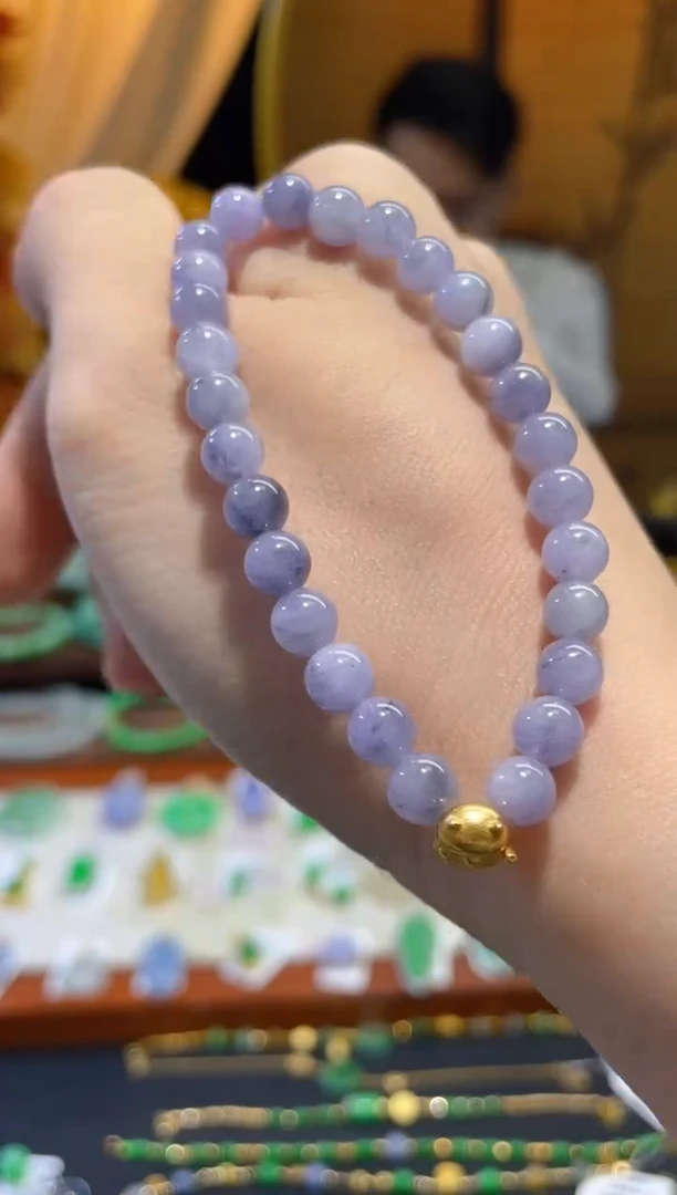 颈饰未镶嵌翡翠手串