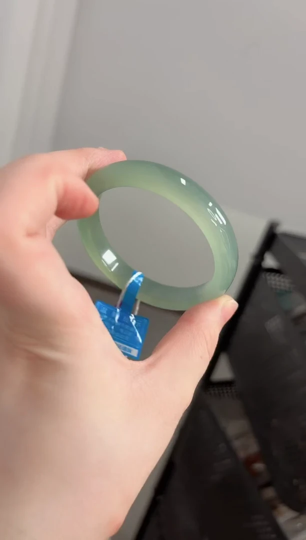 玛瑙/玉髓手镯未镶嵌55圈