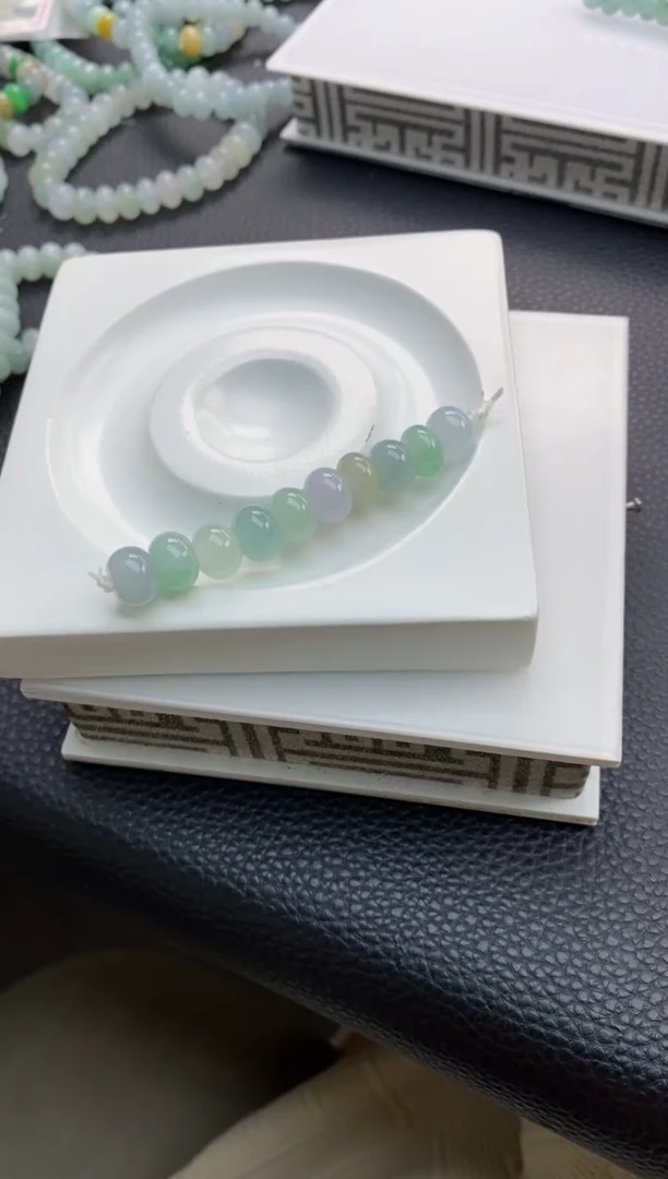 翡翠散珠76天然A货翡翠散珠