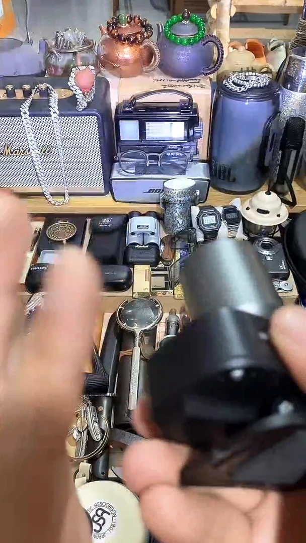 瓷片闪购商品  如图所示